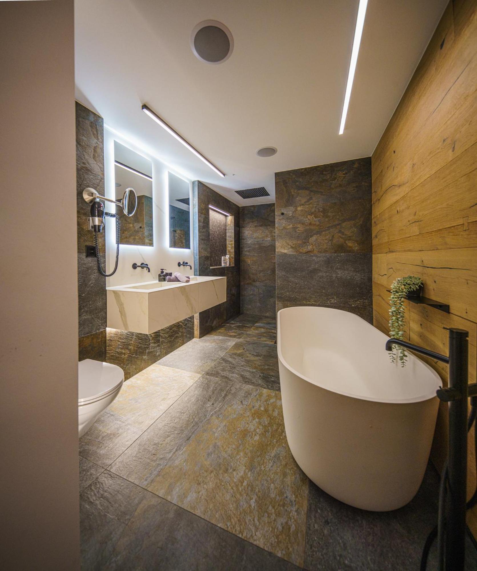 Luxury Mountain Apartment With Private Sauna And Underground Parking Sankt Moritz Buitenkant foto