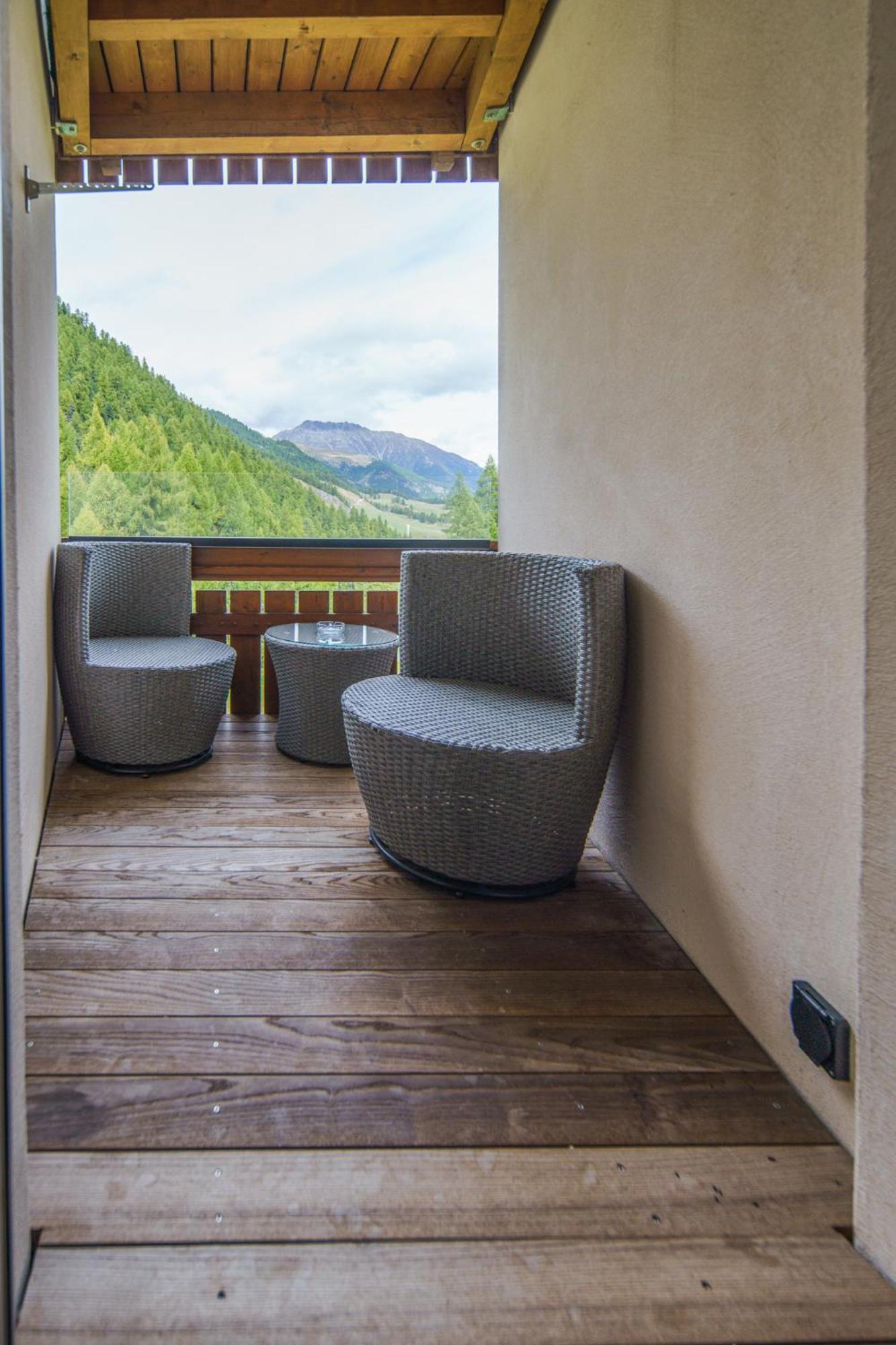 Luxury Mountain Apartment With Private Sauna And Underground Parking Sankt Moritz Buitenkant foto