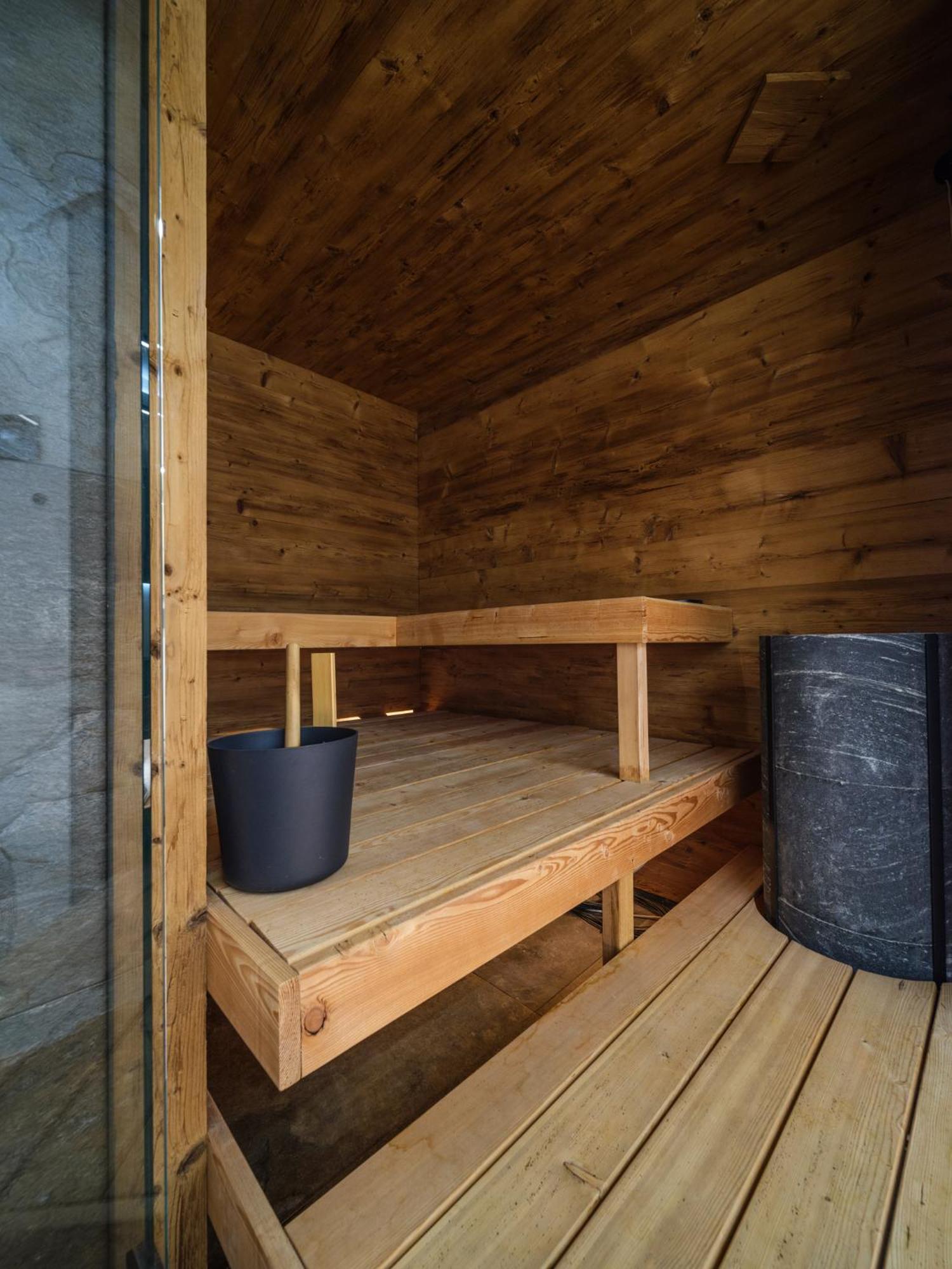 Luxury Mountain Apartment With Private Sauna And Underground Parking Sankt Moritz Buitenkant foto